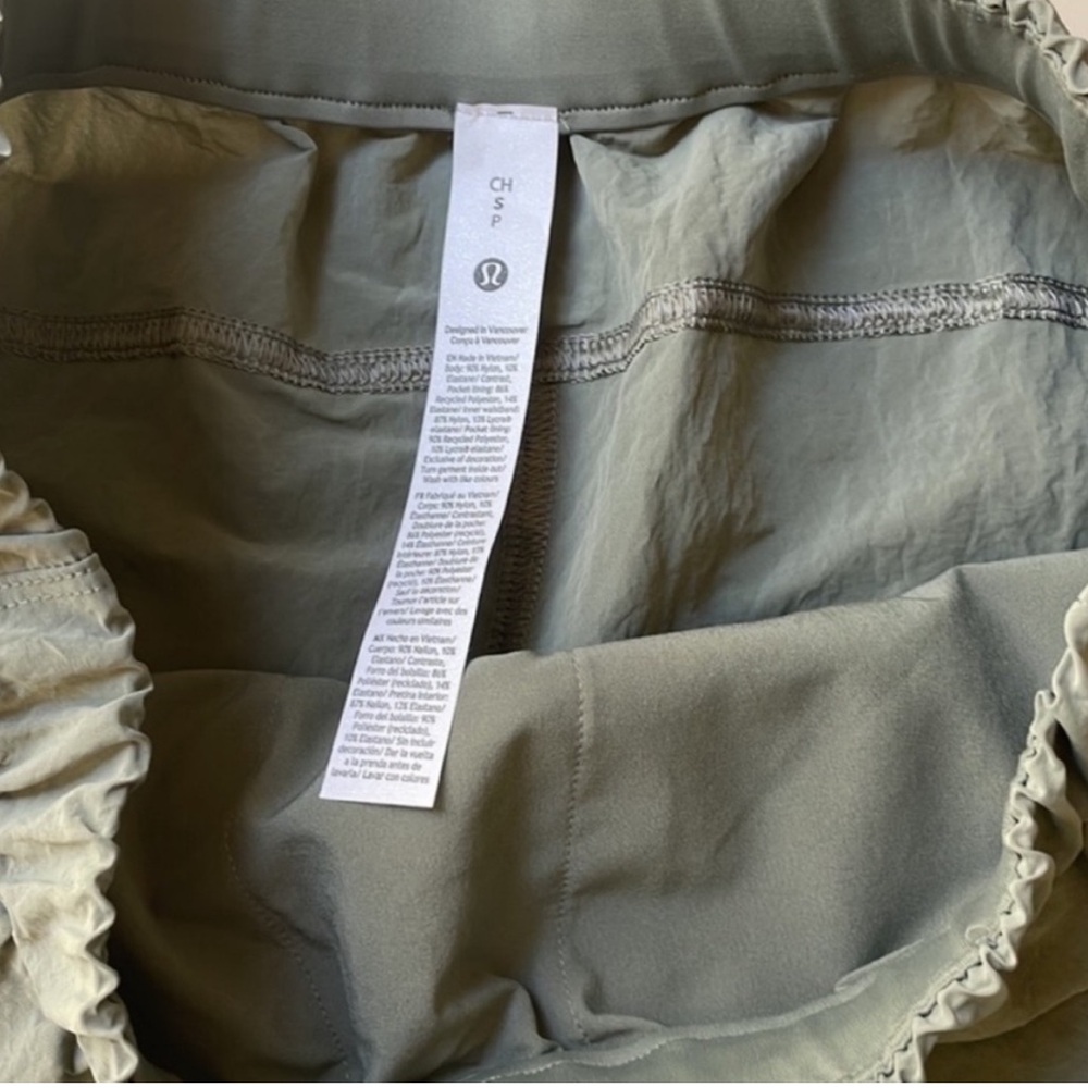Lululemon Crinkle Nylon Mid-Rise Track Pant Wordmark - Picture 3 of 8